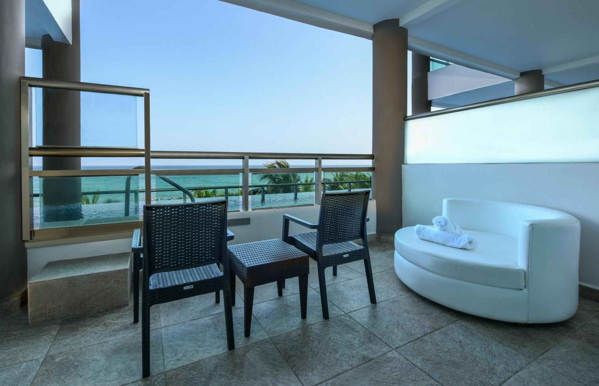 Generations Riviera Maya Family Resort Catamaran, Water Park & More Inclusive Пуэрто-Морелос Экстерьер фото